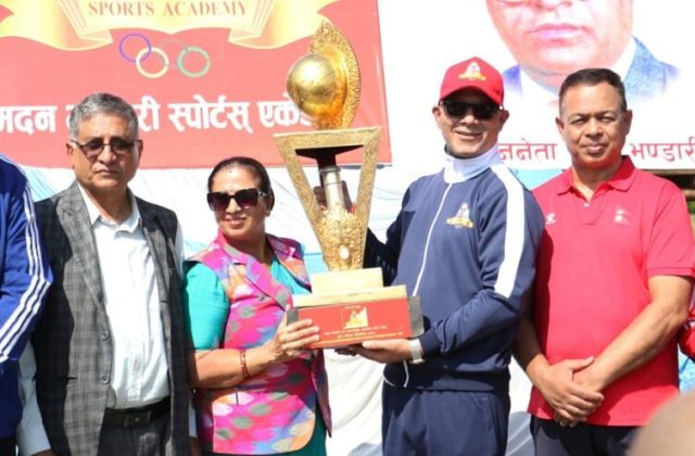 मदन भण्डारी कप अन्तर्राष्ट्रिय आमन्त्रित पुरुष भलिबलको ट्रफी सार्वजनिक मदन भण्डारी कप अन्तर्राष्ट्रिय आमन्त्रित पुरुष भलिबलको ट्रफी सार्वजनिक