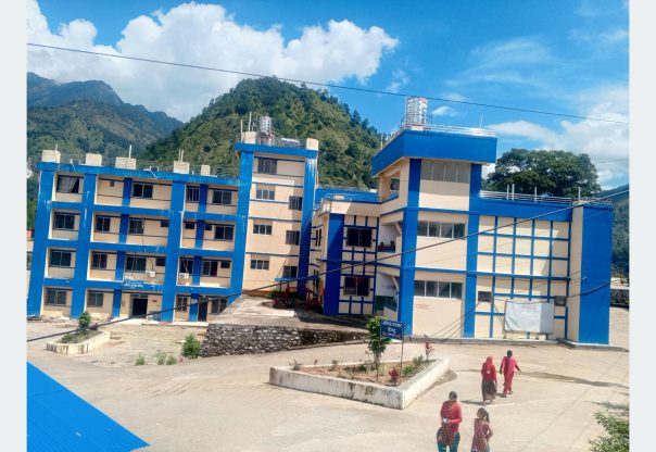 जिल्ला अस्पताल, बाजुरामा जटिल शल्यक्रिया हुन थालेपछि बाजुरावासी खुसी