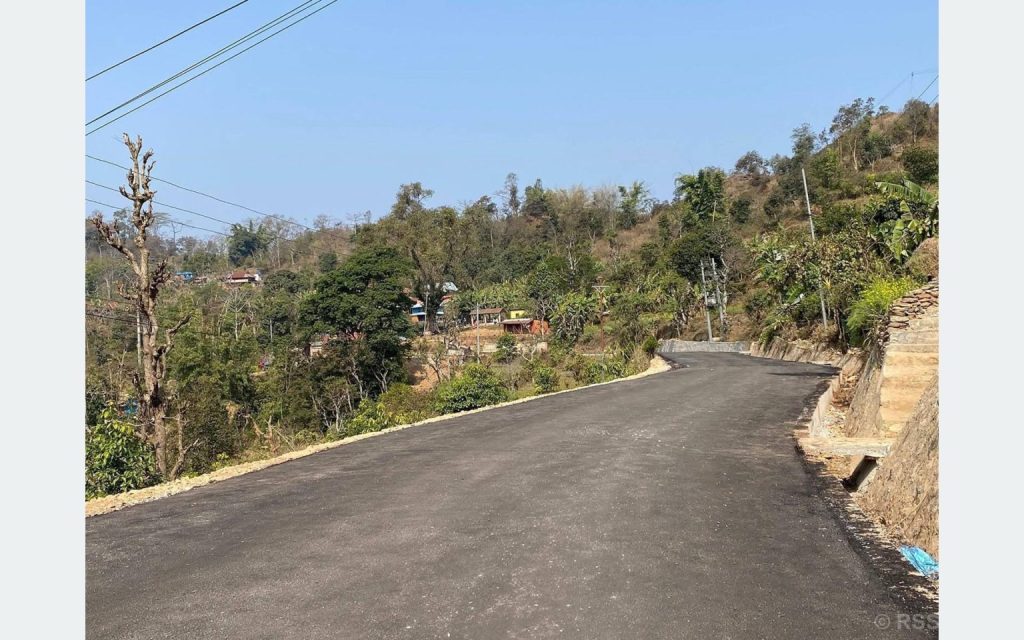 विकास–निर्माणका कामलाई तीव्र गतिमा कार्यान्वयन गर्दै व्यास नगरपालिका