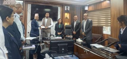 विद्युत् नियमन आयोगद्वारा उद्धार कोषमा एक करोड सहयोग