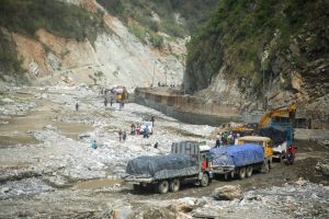 बिपी राजमार्गका सवारी चाप, मालवाहक गाडी राति मात्र सञ्चालन गरिने
