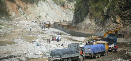 बिपी राजमार्गका सवारी चाप, मालवाहक गाडी राति मात्र सञ्चालन गरिने