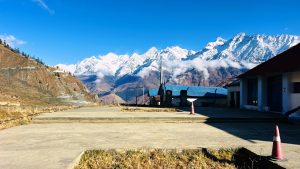 जुफालबाट देखिने मुकुटेश्वरी हिमाल