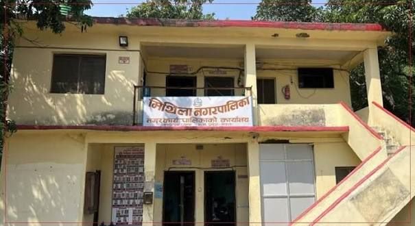 भोटेकोशी बाढीः मिथिला नगरपालिकाको ४१ लाख सहयोग