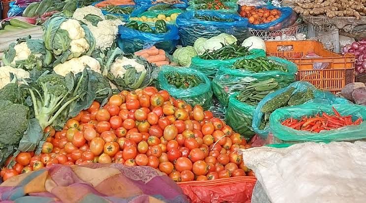 यस्तो छ, आजको तरकारी तथा फलफूलको मूल्य