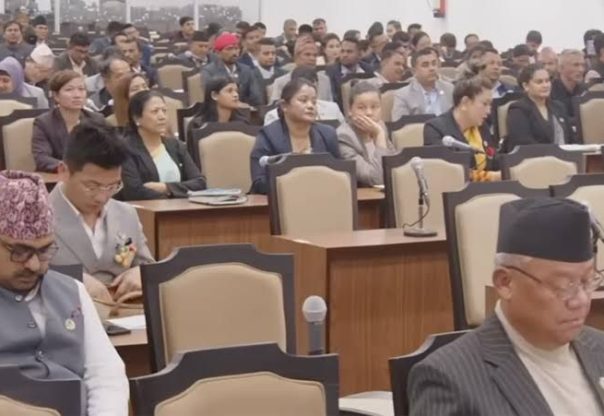 प्रतिनिधिसभाको बैठक बस्दै प्रतिनिधिसभाको बैठक बस्दै