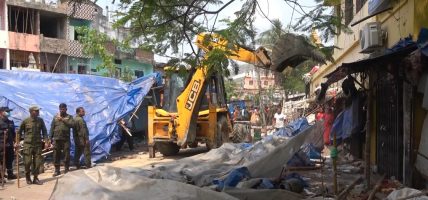 गुठी संस्थानले अतिक्रमण गरी निर्माण गरिएका संरचना हटाउने