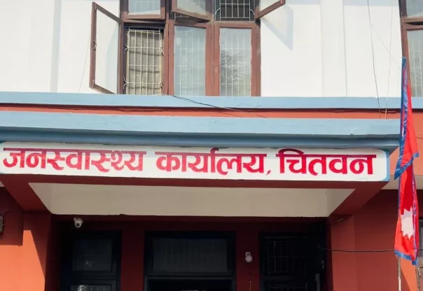 घट्न सकेन किशोरी आमा बन्नेक्रम घट्न सकेन किशोरी आमा बन्नेक्रम