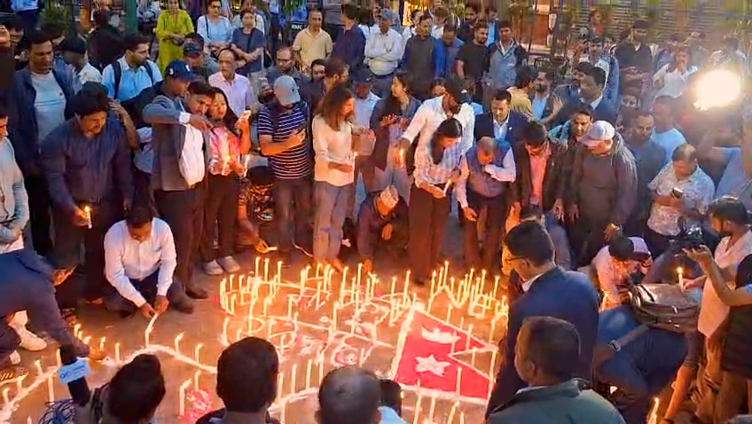 भोटेकोशी बाढीका मृतकको सम्झनामा माइतीघरमा दीप प्रज्वलन