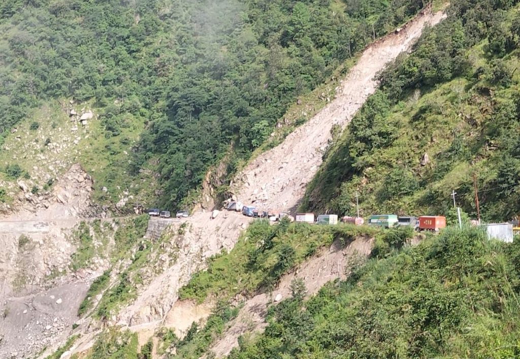 समस्यामा मात्रै सम्झिने कान्ति लोकपथ