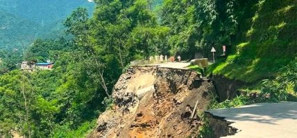 कृष्णभीरमा ट्र्याक खोल्न थालियो