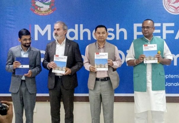 मधेशको वित्तीय व्यवस्थापनको अवस्था देखाउने वित्तीय जवाफदेहिता प्रतिवेदन सार्वजनिक मधेशको वित्तीय व्यवस्थापनको अवस्था देखाउने वित्तीय जवाफदेहिता प्रतिवेदन सार्वजनिक