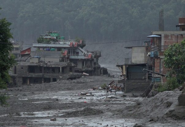 होल्डिङ सेन्टरमा बसेकाको अस्थायी बसोबासका लागि सर्वेक्षण सुरु होल्डिङ सेन्टरमा बसेकाको अस्थायी बसोबासका लागि सर्वेक्षण सुरु