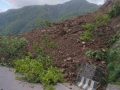 काठमाडौं जोड्ने राजमार्ग बन्दः रोकिए सार्वजनिक बस