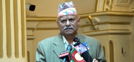 राज्यको हस्तक्षेप र राजनीतिले शिक्षा प्रणाली ध्वस्त बनायो : पूर्वराष्ट्रपति डा. यादव