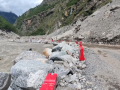 चीनतर्फ मुख्य राजमार्गको अवरोध हटाइयो, जोखिम कायमै