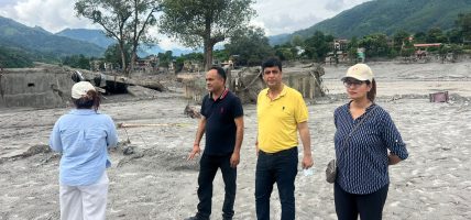 भोटेकोशी बाढी प्रभावित क्षेत्रमा कांग्रेस नेता महर, राहत र उद्धारमा सरकार गम्भीर बन्नुपर्नेमा जोड
