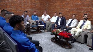 कराते टोलीलाई बिदाई गर्दै मन्त्री पोखरेलले भने, ‘नतिजाको दबाब नलिनुस्, उत्कृष्ट प्रदर्शन गर्नुहोस