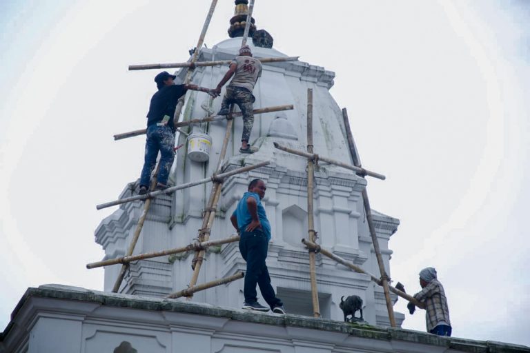 यसरी हुँदैछ बसन्तपुरमा इन्द्र जात्राको तयारी (तस्विरहरू)