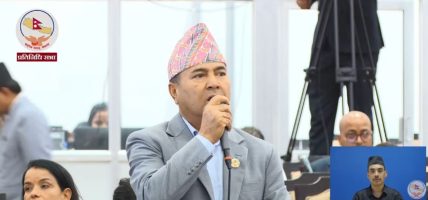 कर्णाली प्रादेशिक अस्पतालमा तत्काल विशेषज्ञ चिकित्सकको व्यवस्था गर्न सांसद खड्काको माग