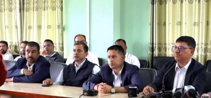 रसुवा बाढी : सडक यातायात पुनःस्थापनामा तीव्रता, ५३ वटा झोलुङ्गे पुलमा क्षति