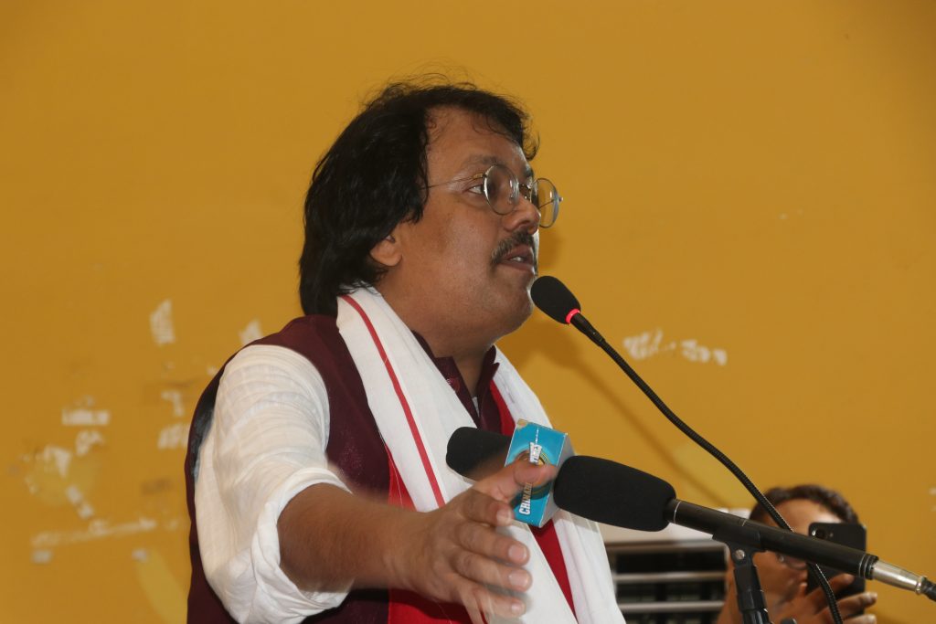 सरकार पूर्ण असफल भइसक्यो : डा. सिके राउत