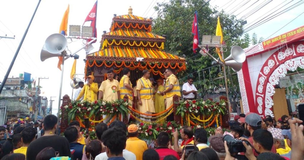 सुनसरीका विभिन्न स्थानमा निकालियो राधाकृष्ण रथयात्रा