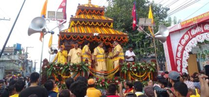 सुनसरीका विभिन्न स्थानमा निकालियो राधाकृष्ण रथयात्रा