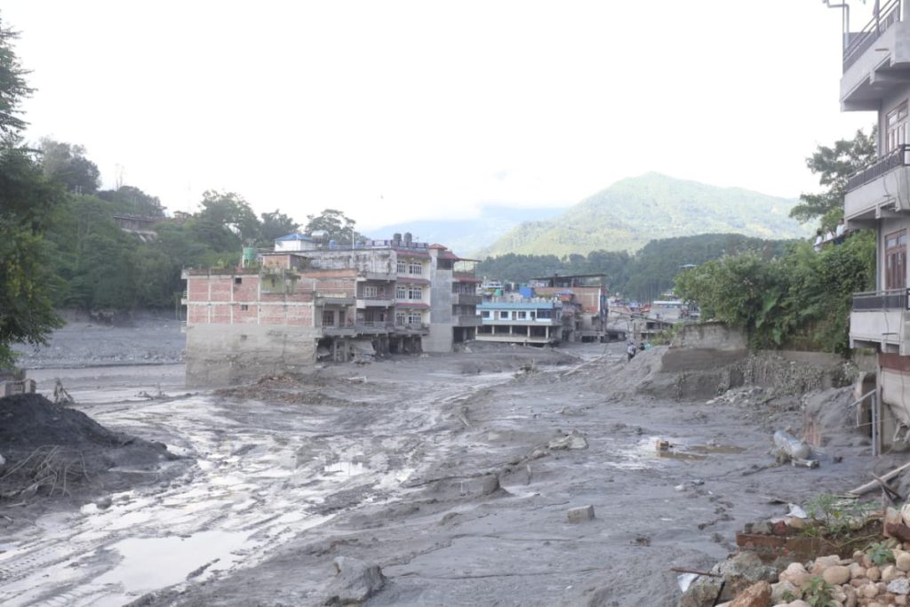 बाढीपीडितलाई भानुद्वारा पाँच लाख, शिक्षक र कर्मचारीबाट ३६ लाख जुटाइने