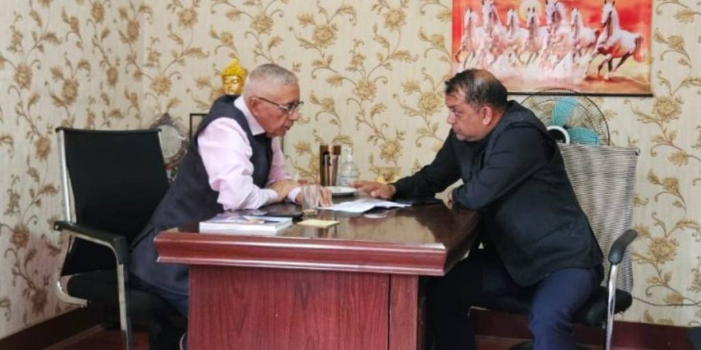 सभापति थापा र नेता डा कोइरालाबीच भेटवार्ता