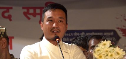 हामी राज गर्न होइन, नागरिकको सेवा गर्न आएका हौँ : गृहमन्त्री गुरुङ