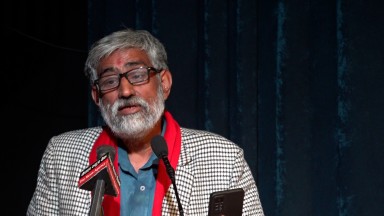 बहुभाषिक कवि गोष्ठीले भाषा, संस्कृति र सभ्यताबीच संवाद स्थापित गर्छ : धर्मेन्द्र झा बहुभाषिक कवि गोष्ठीले भाषा, संस्कृति र सभ्यताबीच संवाद स्थापित गर्छ : धर्मेन्द्र झा