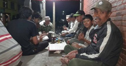 मौलिक भजनः कतै पुस्तान्तरण, कतै सङ्कटमा