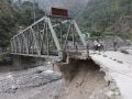 कालीगण्डकी बाढीले दोबा जोड्ने सडक पुल जोखिममा कालीगण्डकी बाढीले दोबा जोड्ने सडक पुल जोखिममा