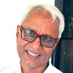 साहित्य सन्ध्या–गोविन्द भट्ट स्मृति पुरस्कार तथा सम्मान’ डा पोखरेललाई प्रदान साहित्य सन्ध्या–गोविन्द भट्ट स्मृति पुरस्कार तथा सम्मान’ डा पोखरेललाई प्रदान