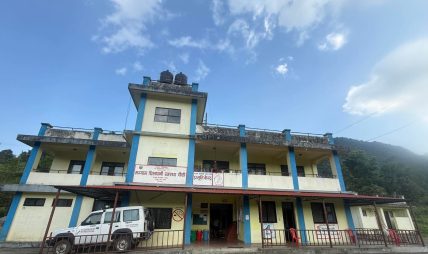 संस्थागत सुत्केरीलाई प्रोत्साहन गर्न निःशुल्क एम्बुलेन्स सेवा