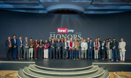फोनपे अनर्समार्फत नेपालको डिजिटल अर्थतन्त्रका निर्माता सम्मानित फोनपे अनर्समार्फत नेपालको डिजिटल अर्थतन्त्रका निर्माता सम्मानित