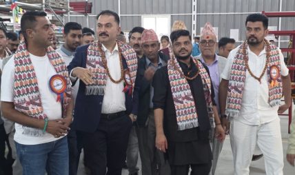 श्रममन्त्री यादवद्वारा भक्तपुरमा एभरेष्ट मल्टी स्किल प्रालिको उद्घाटन