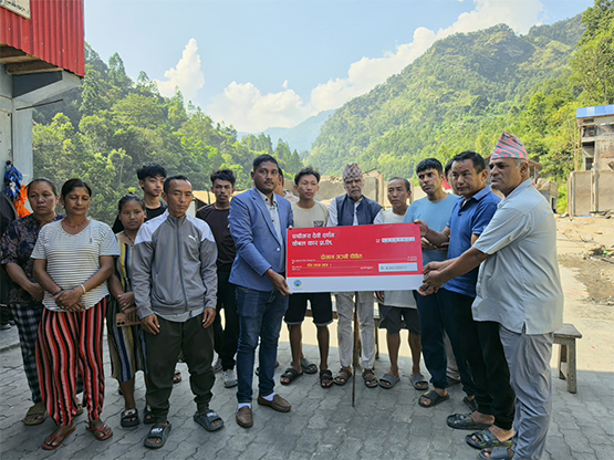 दोभानका आगलागी पीडितलाई केबलकारको ५ लाख सहयोग