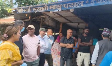 झापामा एक क्विन्टल सडेगलेको माछा र मासु बरामद गरी नष्ट झापामा एक क्विन्टल सडेगलेको माछा र मासु बरामद गरी नष्ट