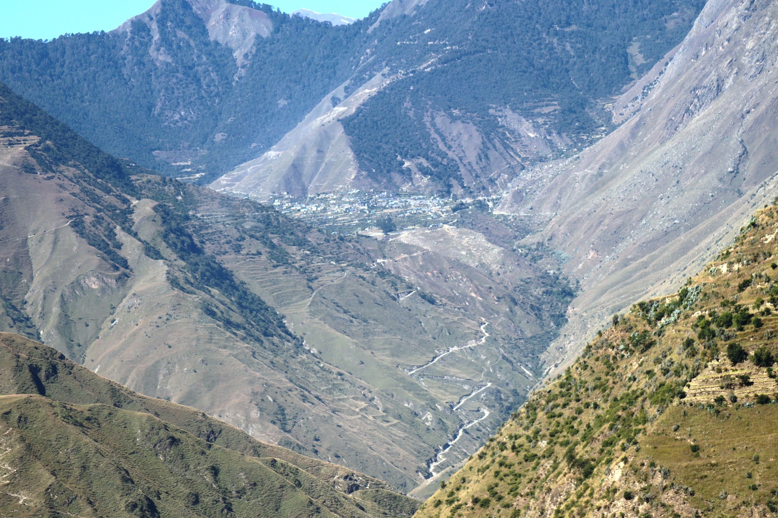 बाजुराको हिमाली गाउँ ‘धिमागाउँ’