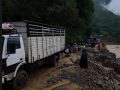 बिपी राजमार्गमा लेदो पन्छाएपछि यातायात पुनः सञ्चालन बिपी राजमार्गमा लेदो पन्छाएपछि यातायात पुनः सञ्चालन