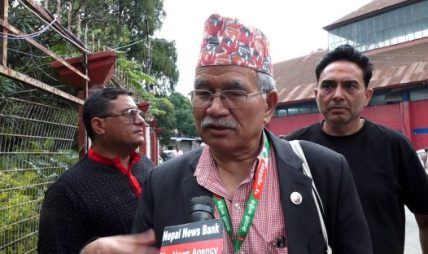 कांग्रेसको १५औँ महाधिवेशनमा खुला केन्द्रीय सदस्यमा उम्मेदवारी दिने चिरिबाबुको घोषणा