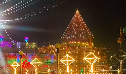 मटिहानीमा दूर्गा पूजाको तयारी मटिहानीमा दूर्गा पूजाको तयारी