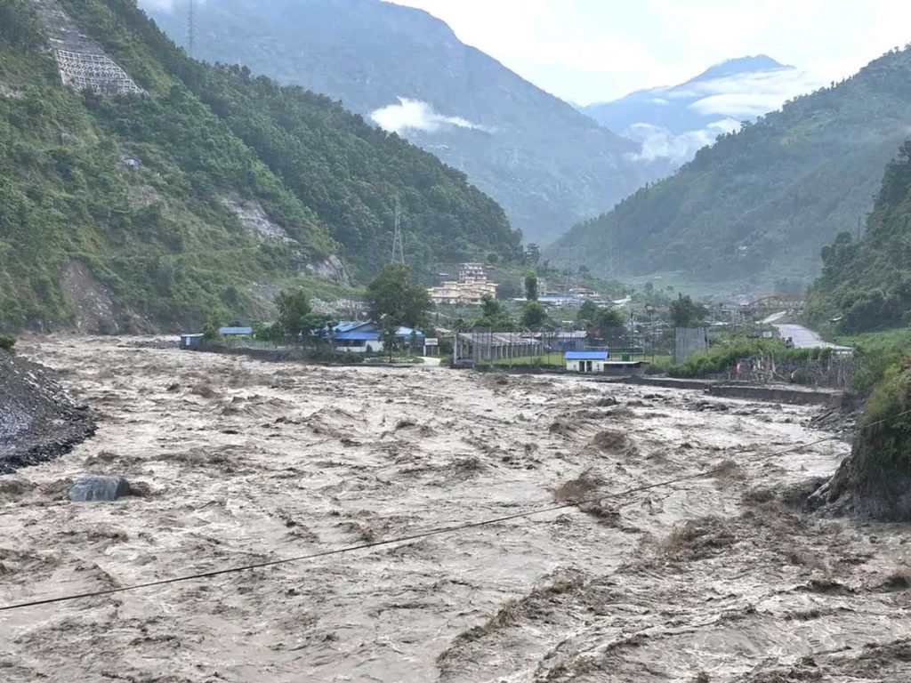 क्षतिग्रस्त संरचना पुनःनिर्माणका लागि एक अर्ब सहयोग माग गर्ने निर्णय