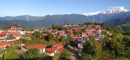 दसैँको बिदामा घुमफिर गर्न लमजुङका १० उपयुक्त गन्तव्य