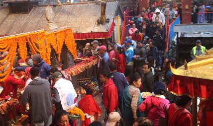 दसैँ : आत्मजागरण र धर्मविजय दसैँ : आत्मजागरण र धर्मविजय