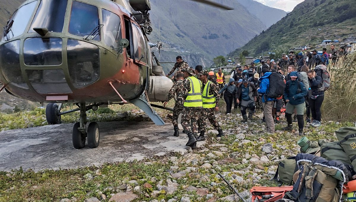 बुढीगण्डकी बाढी : ९५ जनाको उद्धार, नौ विदेशी नागरिकसहित ३५ जनालाई काठमाडौं ल्याइयो