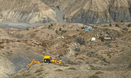 उपल्लो डोल्पामा उवा भित्र्याउने चटारो, वर्षभरि खाद्यान्नको चिन्ता उपल्लो डोल्पामा उवा भित्र्याउने चटारो, वर्षभरि खाद्यान्नको चिन्ता