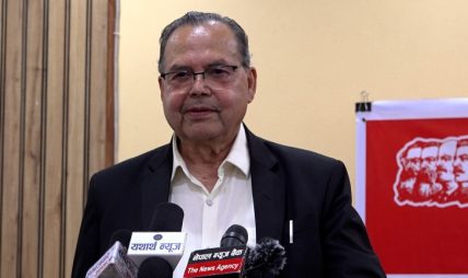 ‘झलनाथ खनाल ‘नेकपाबाट अलग’ भन्ने समाचारमा सत्यता छैन’